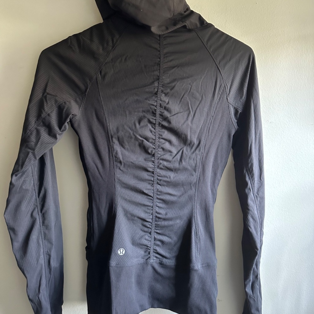 Lululemon In Flux Jacket, Black, Size 4 - Picture 4 of 10